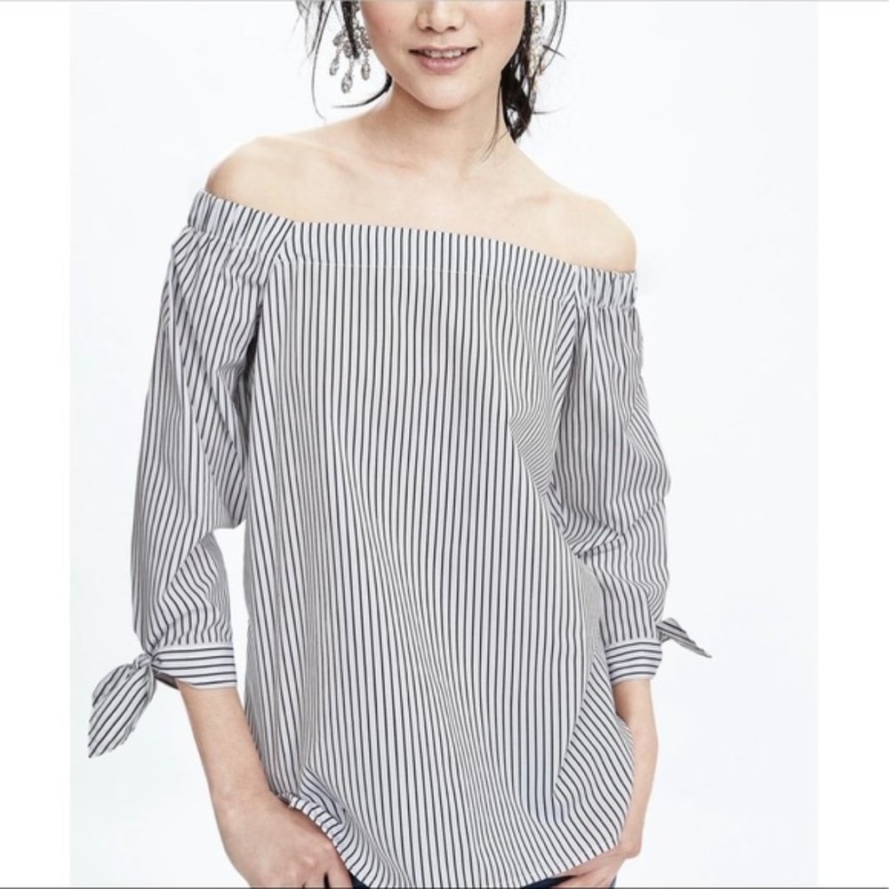 Banana Republic Striped Off Shoulder Blouse (Size M)